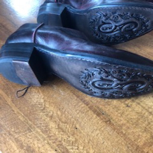 Size 7 leather ankle booties - Picture 3 of 4